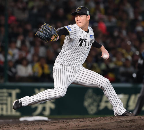 阪神対ソフトバンク　阪神2番手の及川（撮影・上田博志）