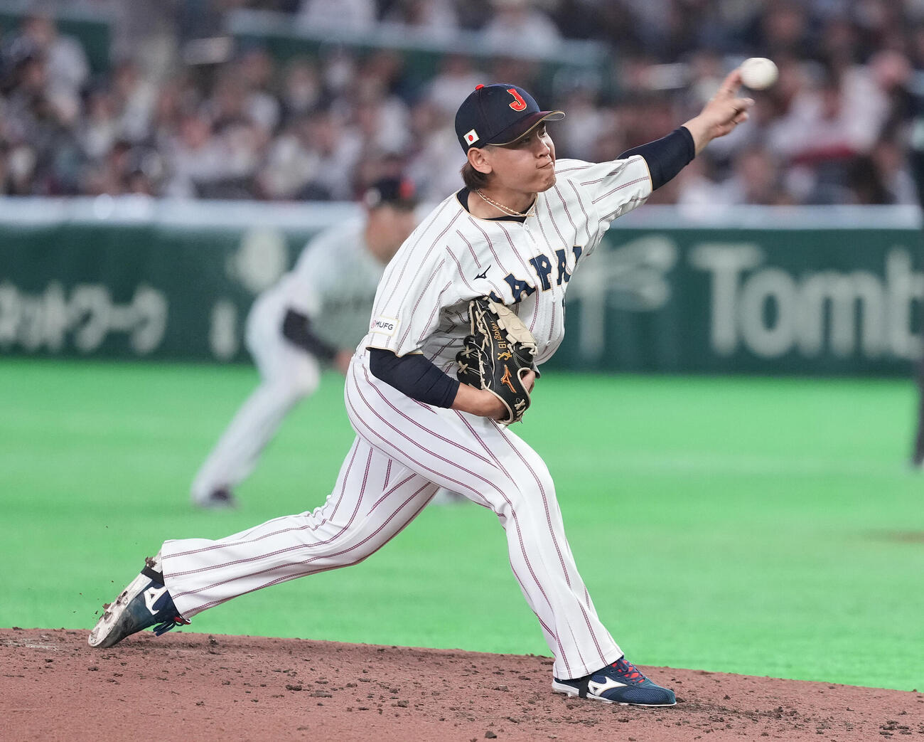 日本対チェコ　5回表途中から2番手で登板した宮城（撮影・鈴木みどり）