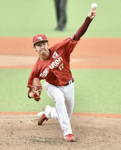 西武対楽天　4回裏、力投する古謝樹（撮影・河田真司）