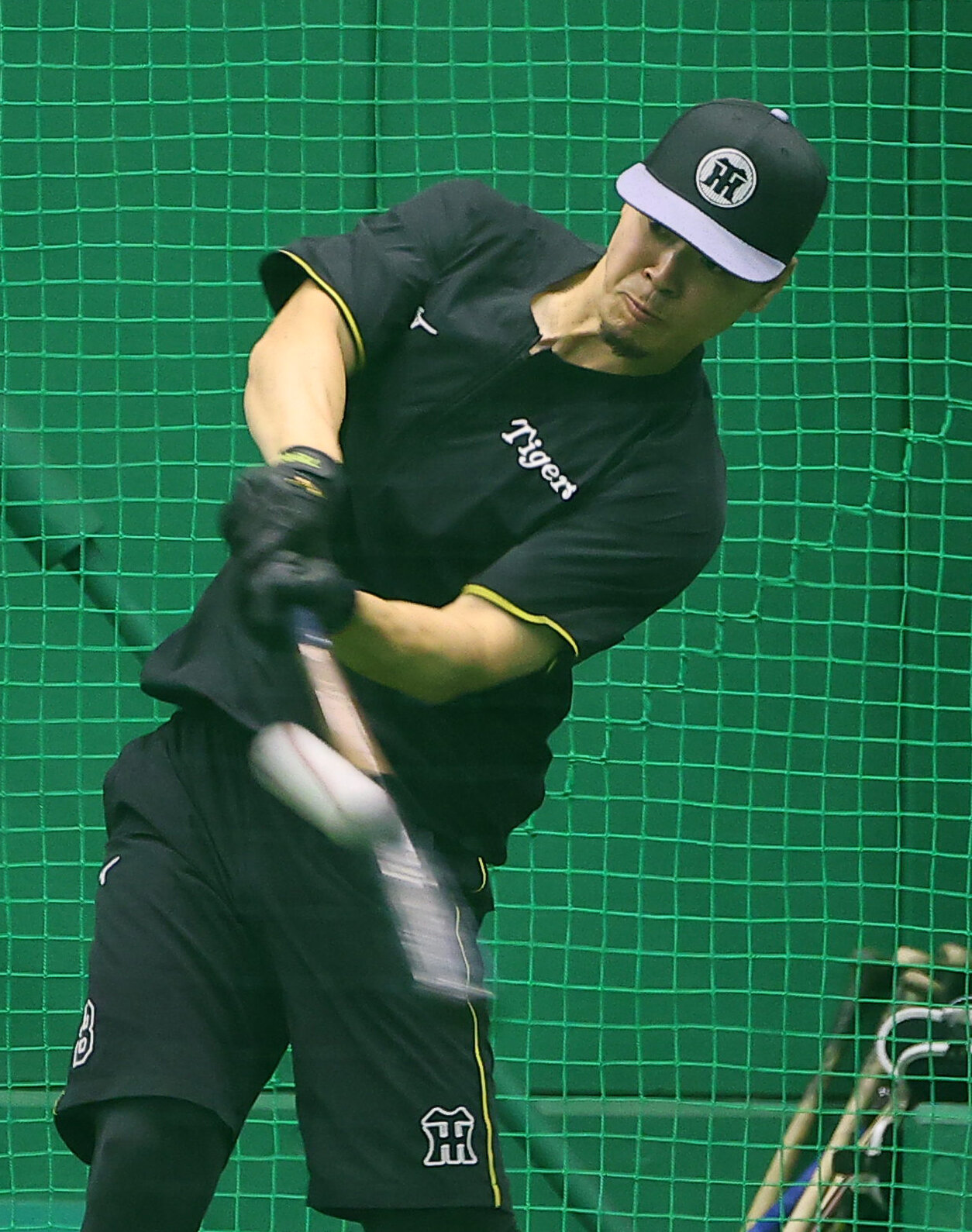 阪神対西武　打撃練習をする佐藤輝明（撮影・上田博志）