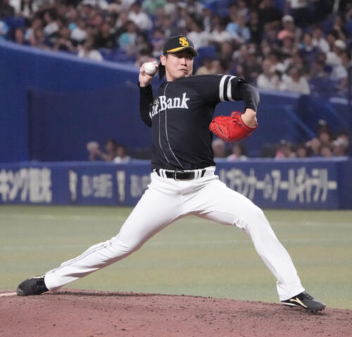 プロ野球交流戦中日対ソフトバンク　9回裏、ソフトバンク6番手で登板する杉山一樹（2026年6月3日撮影）