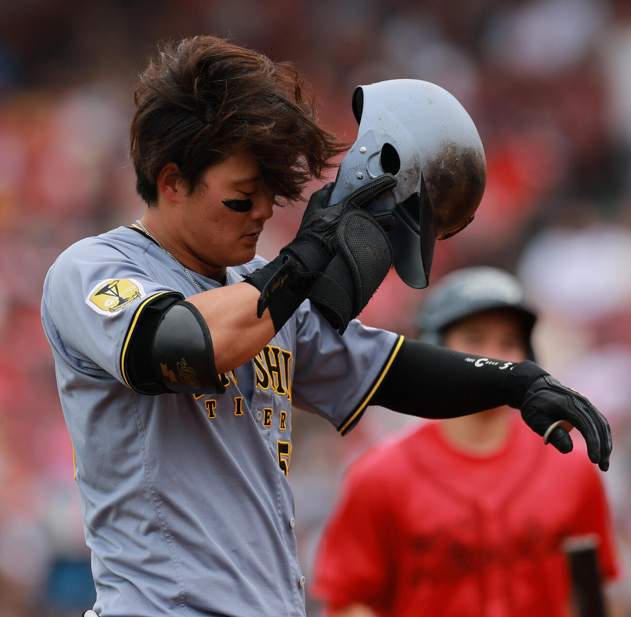 広島対阪神　3回表阪神2死満塁、前川右京は三飛に倒れる（撮影・上山淳一）