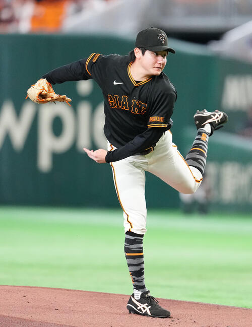 巨人対中日　巨人先発の竹丸和幸（撮影・江口和貴）