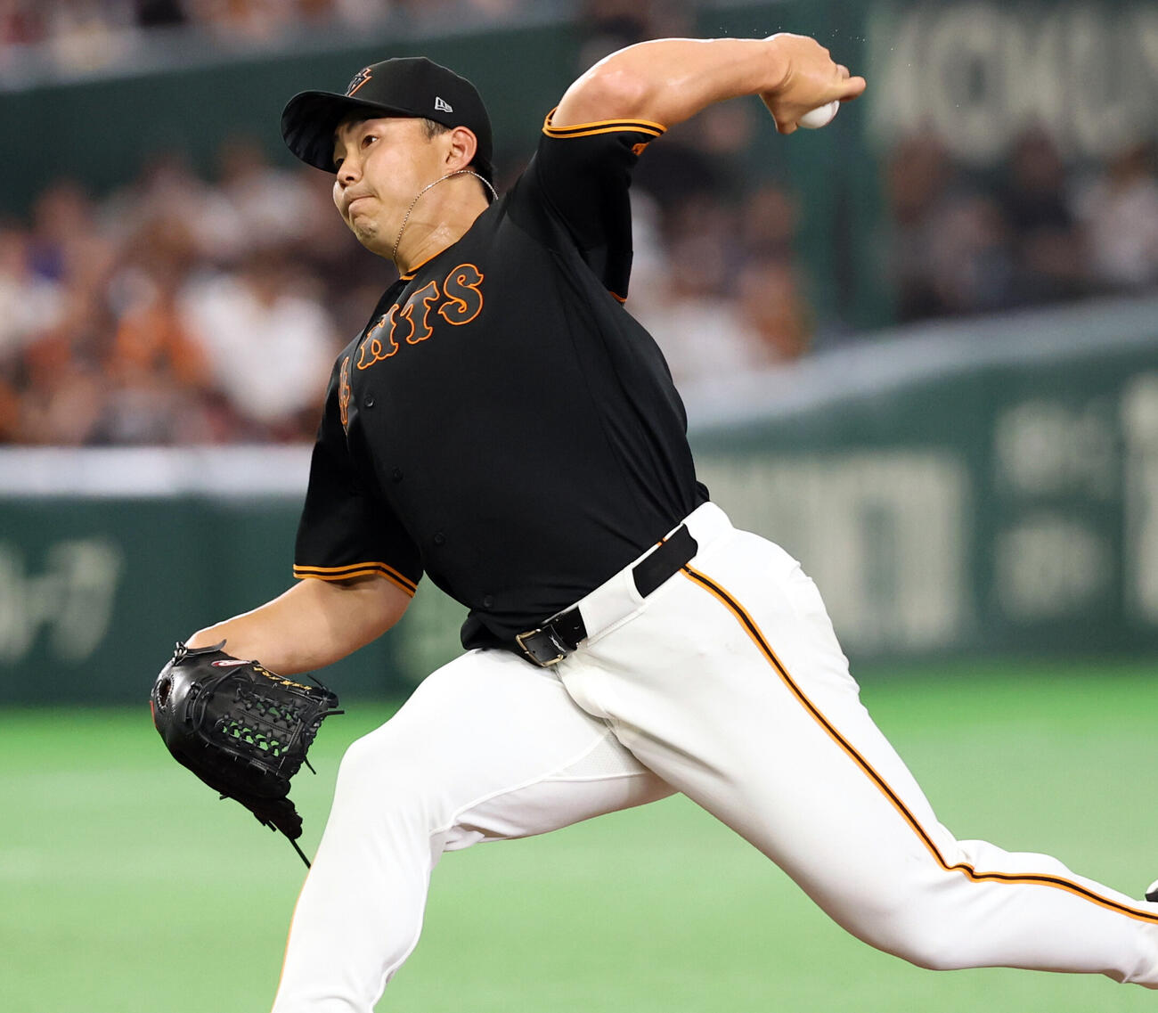 巨人対中日　力投する巨人小笠原慎之介（撮影・浅見桂子）