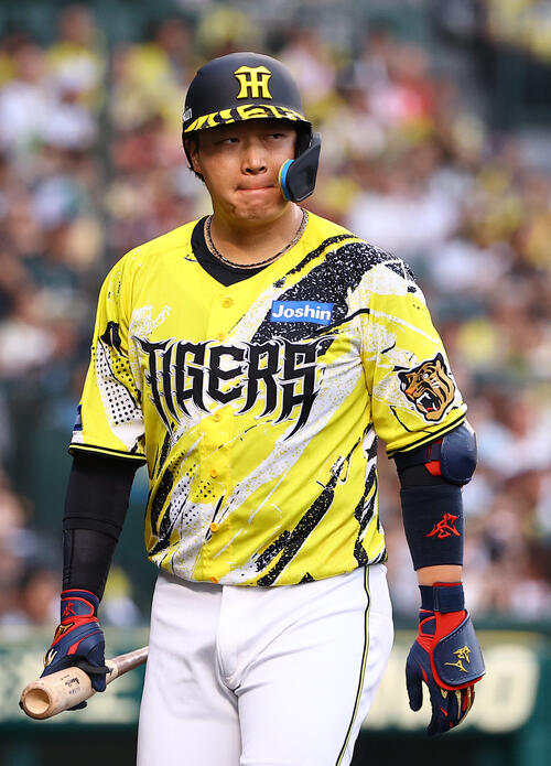 阪神対巨人　1回裏阪神2死一、三塁、大山悠輔は一飛に倒れる（撮影・上田博志）