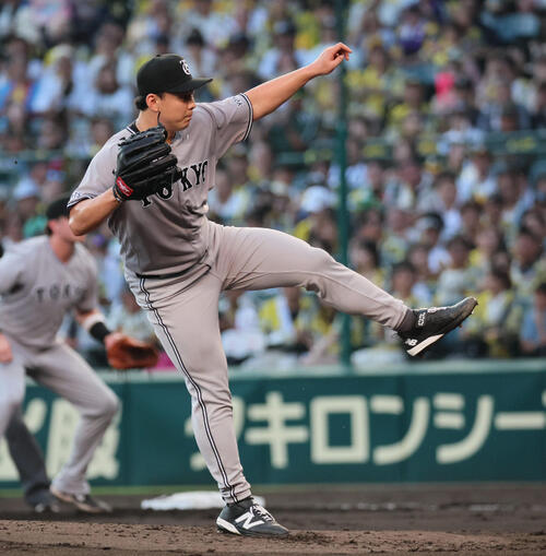 阪神対巨人　2巨人先発の小笠原慎之介（撮影・宮崎幸一）