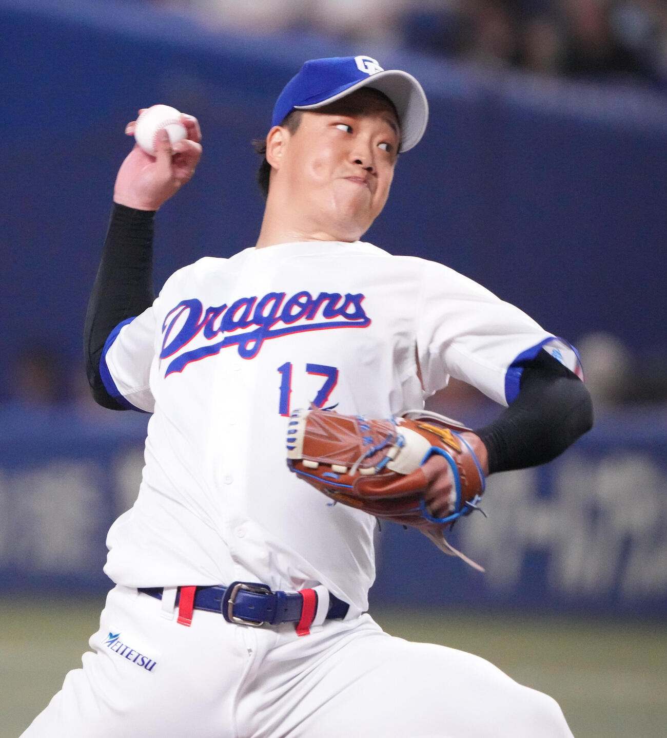 中日対ヤクルト　5回表、力投する中日先発の柳裕也（撮影・森本幸一）