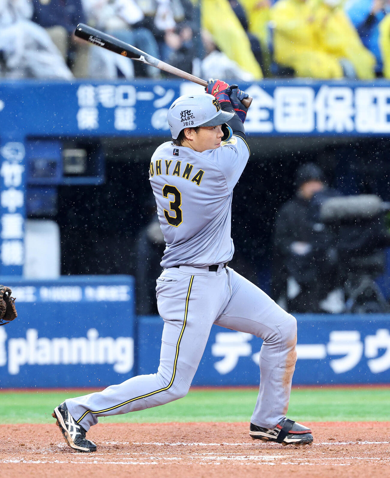 DeNA対阪神　6回表阪神無死二、三塁、大山悠輔は適時二塁打を放つ（撮影・鈴木正人）