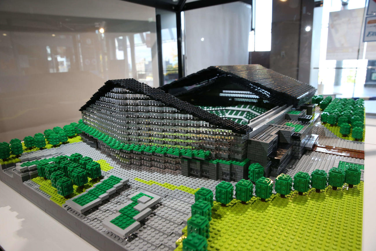 レゴブロックで製作された日本ハム新球場のエスコンフィールドHOKKAIDO