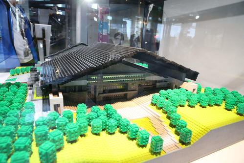 レゴブロックで製作された日本ハム新球場のエスコンフィールドHOKKAIDO