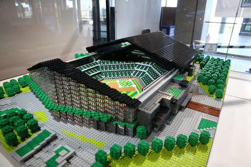 レゴブロックで製作された日本ハム新球場のエスコンフィールドHOKKAIDO
