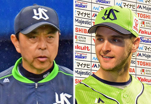 ヤクルト小川監督（左）とブキャナン