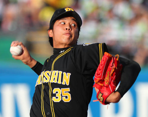 1回裏ヤクルト無死一、二塁から緊急登板となった才木(2018年6月30日撮影)