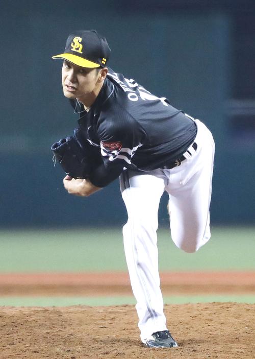 西武対ソフトバンク　初登板初先発で好投するソフトバンク大竹（撮影・鈴木正人）