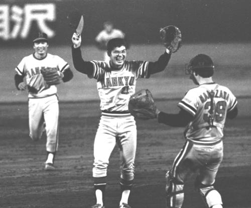 78年8月31日、完全試合を達成した阪急の今井雄太郎投手