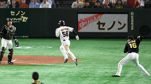 丸のバントに動けず…阪神西、課題は間一髪のアウト - プロ野球番記者 