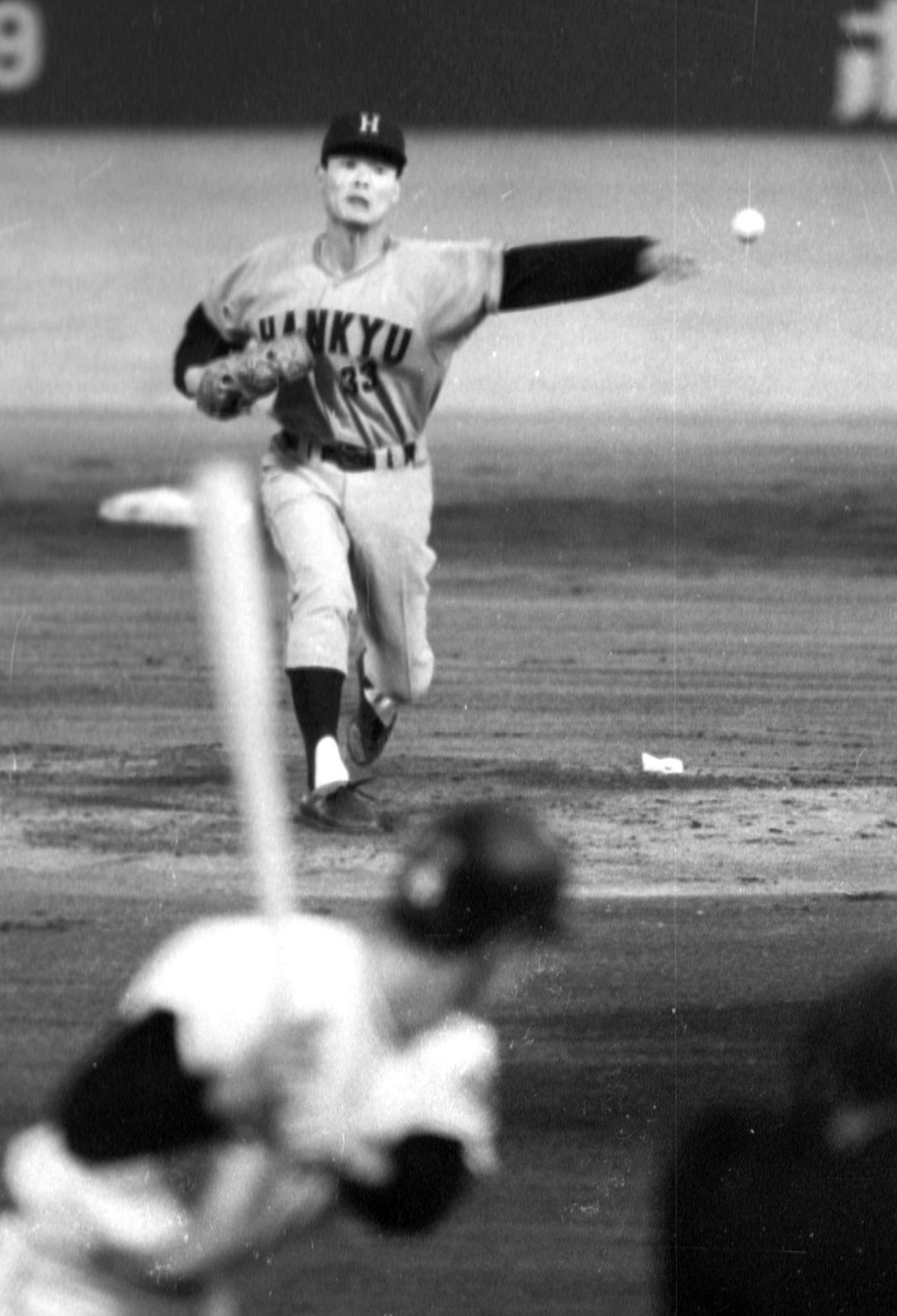 梶本隆夫投手は岐阜県立多治見工から1954年阪急に入団。ルーキーで20勝しながら新人王に選ばれなかったのは梶本さん一人だけ（1968年撮影）