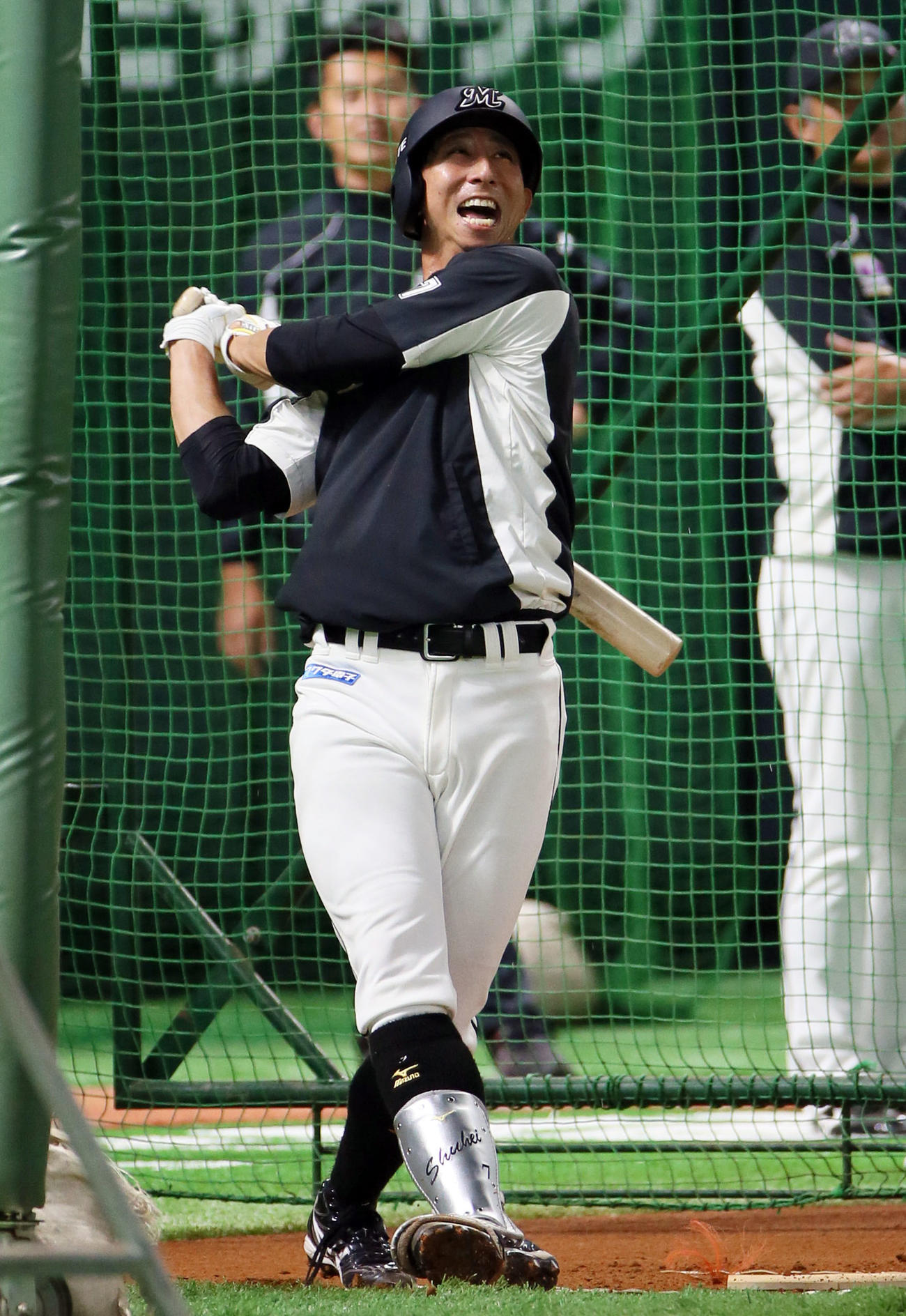 打撃練習をするロッテ福田秀（撮影・栗木一考）