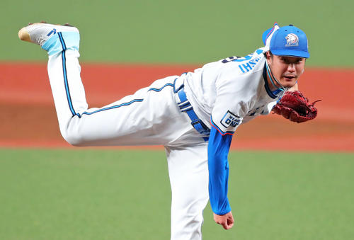 西武対オリックス　力投する西武高橋光（撮影・河田真司）