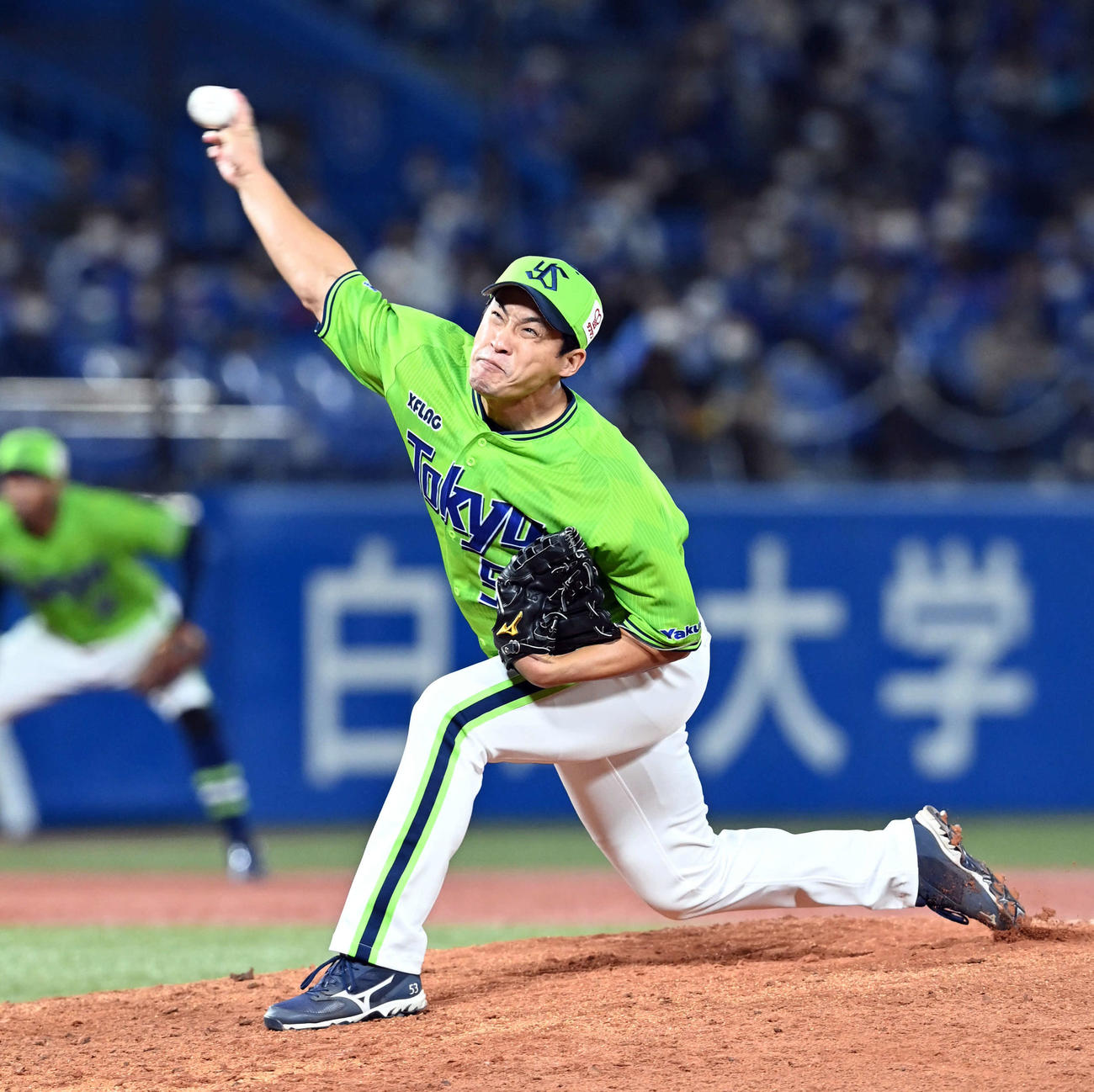 ヤクルト対中日　8回表、マウンドに上がったヤクルト五十嵐（撮影・たえ見朱実）