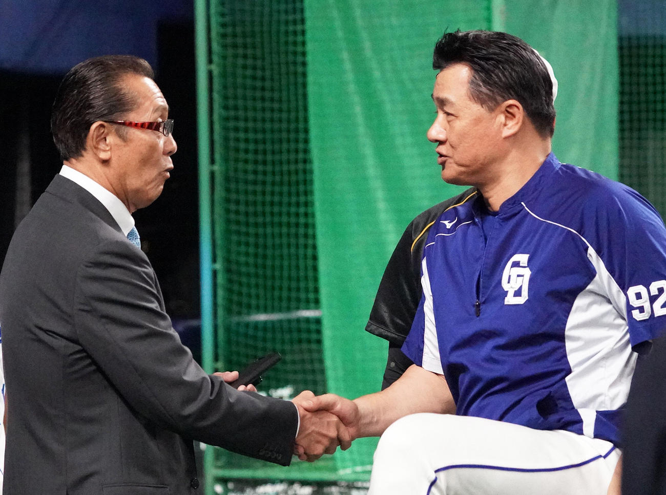 森繁和氏（左）と中日与田監督（2019年9月13日撮影）