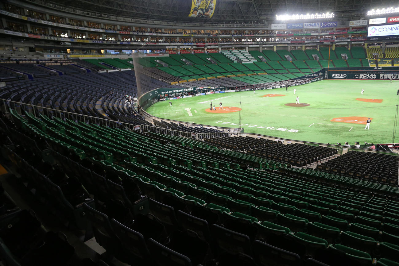 無観客での開催となったソフトバンク対オリックス戦（撮影・梅根麻紀）