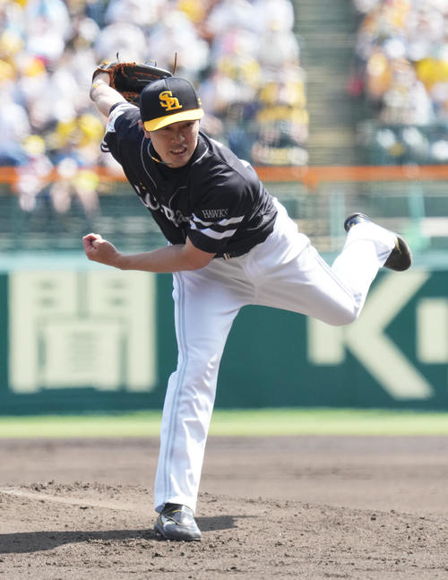 阪神対ソフトバンク　力投するソフトバンク先発和田（撮影・清水貴仁）
