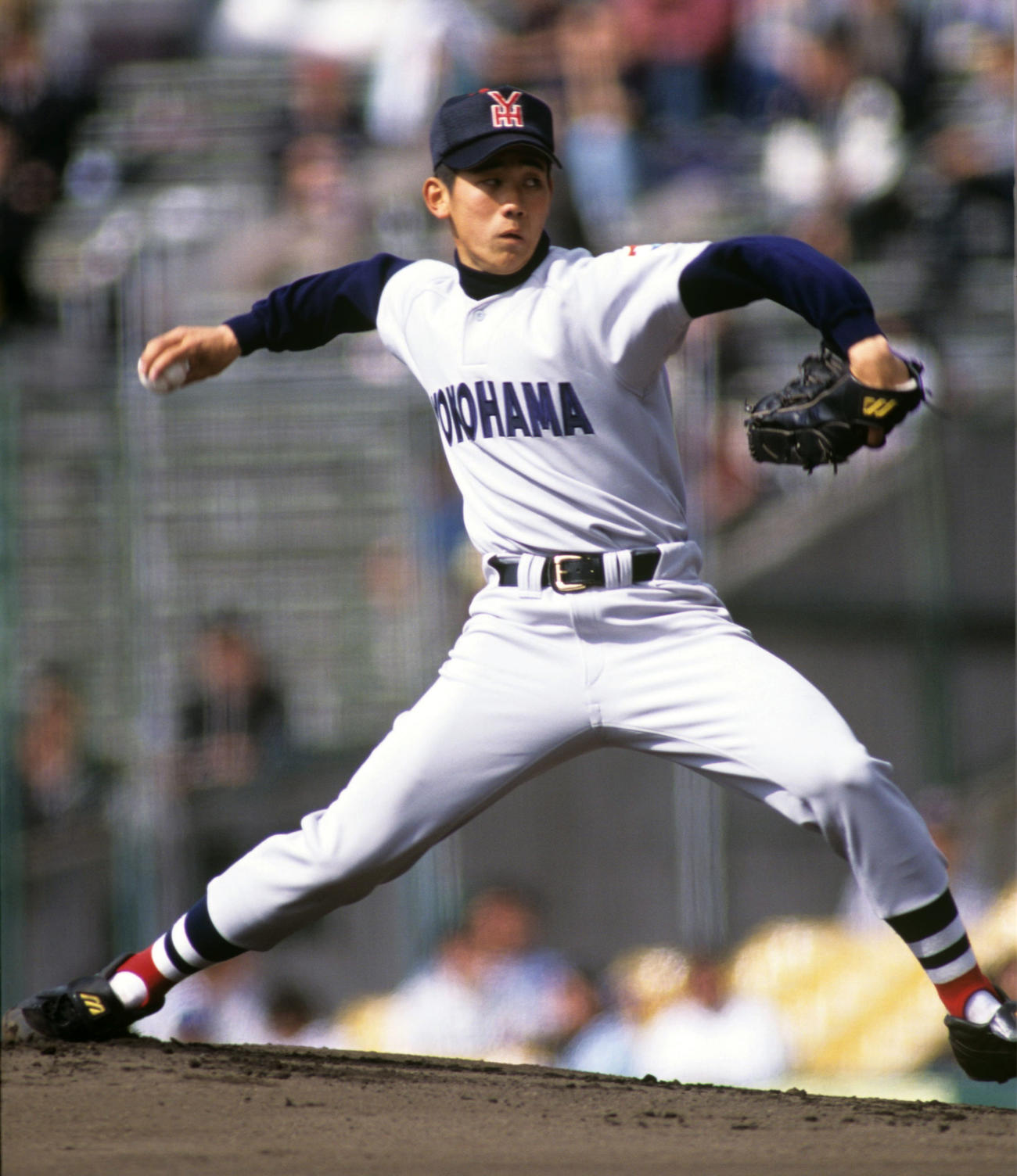 1998年3月28日　第70回全国高校野球選抜記念大会　2回戦　横浜対報徳学園　9回119球6安打8奪三振の内容の横浜・松坂大輔