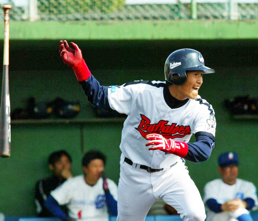 03年、近鉄ルーキー時代の坂口智隆（2003年2月24日撮影）