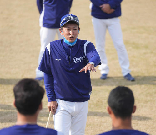 立浪和義監督（2021年11月26日撮影）