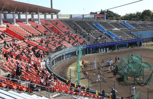 週末を迎えたソフトバンクキャンプ（撮影・梅根麻紀）