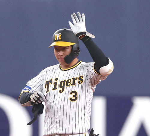 26日ヤクルト戦で二塁打を放った大山悠輔