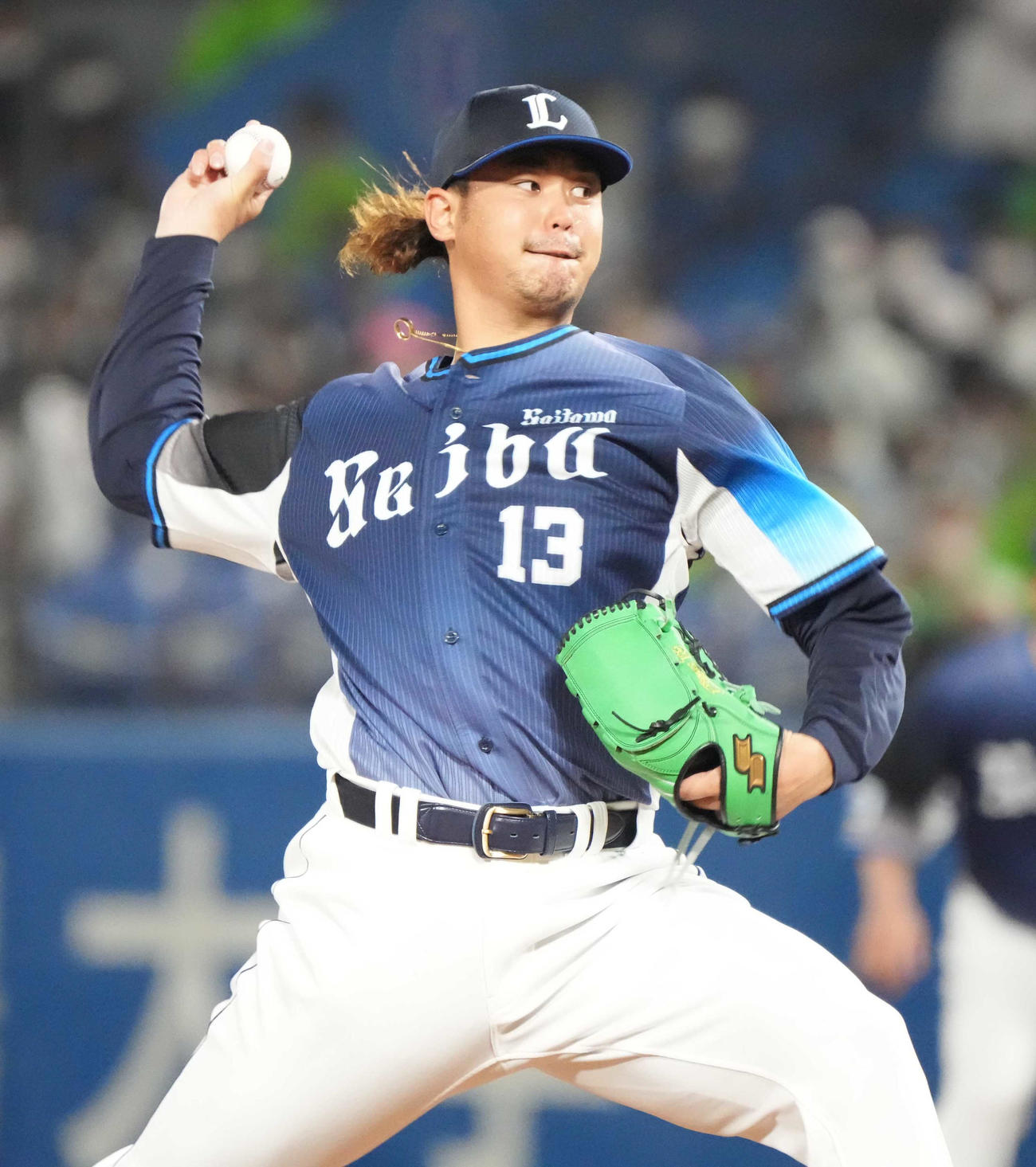 ヤクルト対西武　西武先発の高橋（撮影・小沢裕）