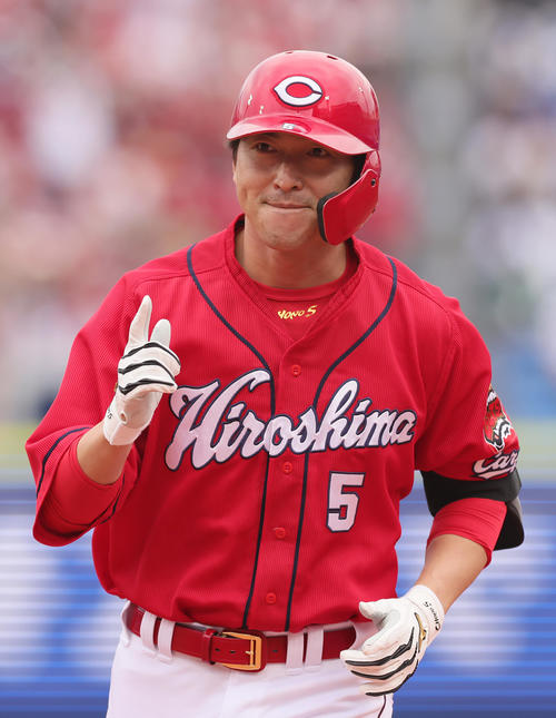 広島長野久義（22年3月）