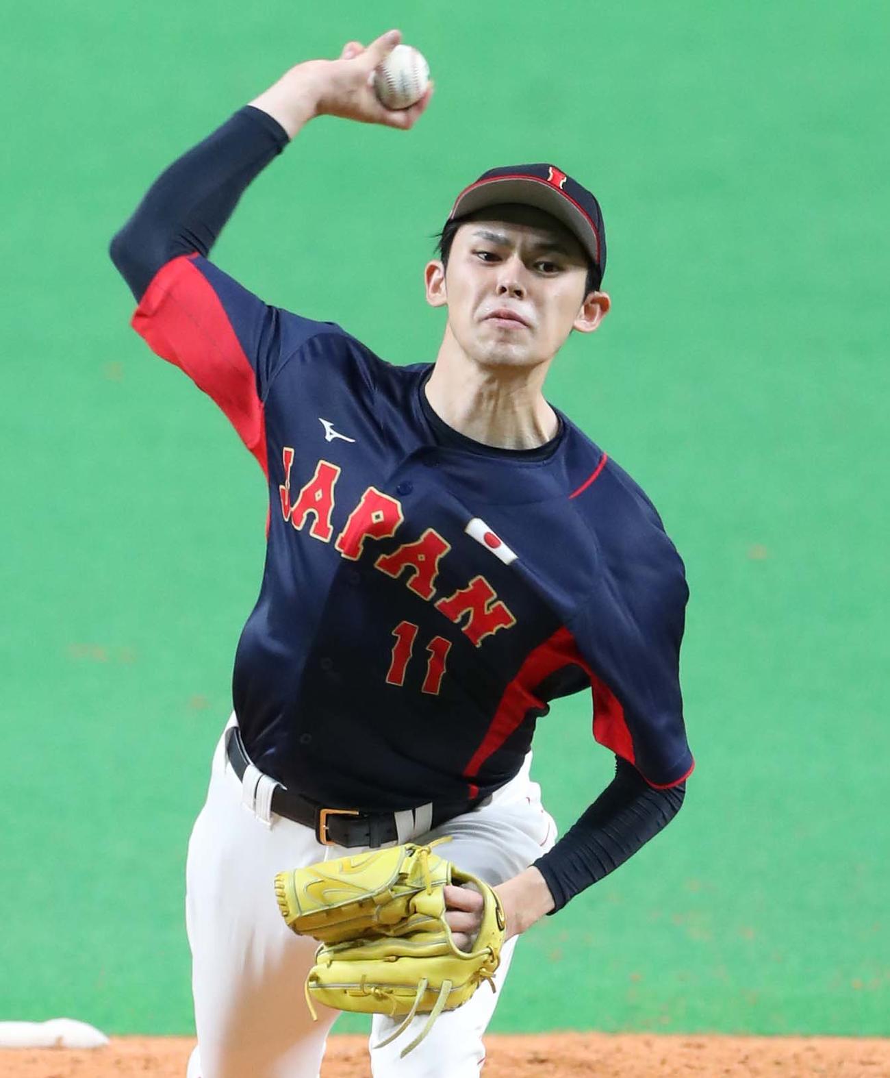 オーストラリア対日本　力投する佐々木朗（撮影・黒川智章）