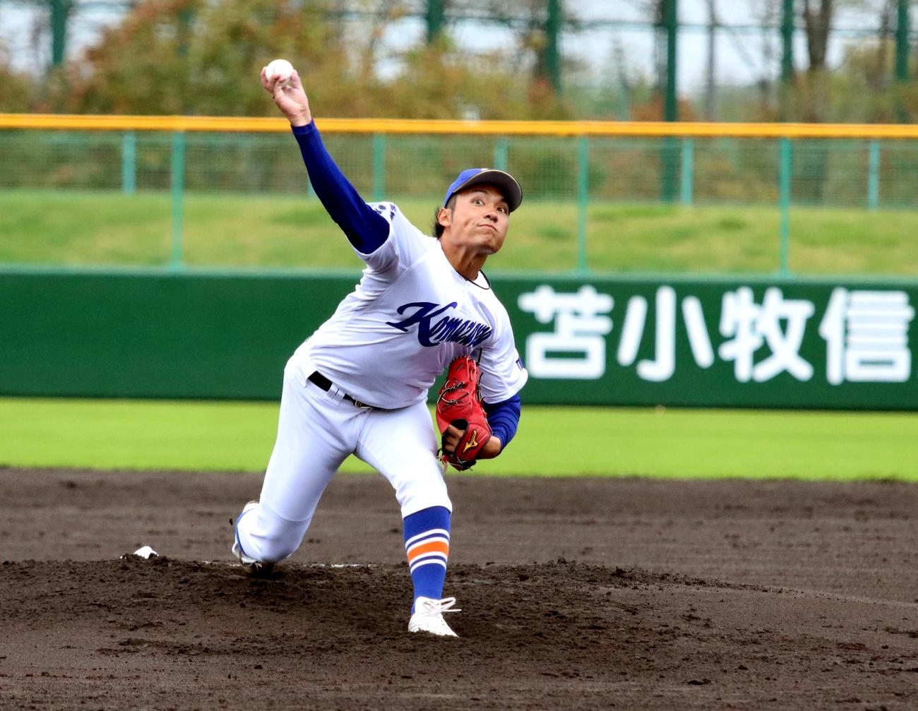 苫小牧駒大時代の伊藤大海（2020年10月12日撮影）