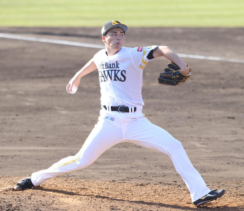 2月28日　ソフトバンク対ロッテ　7回に登板した田上奏大