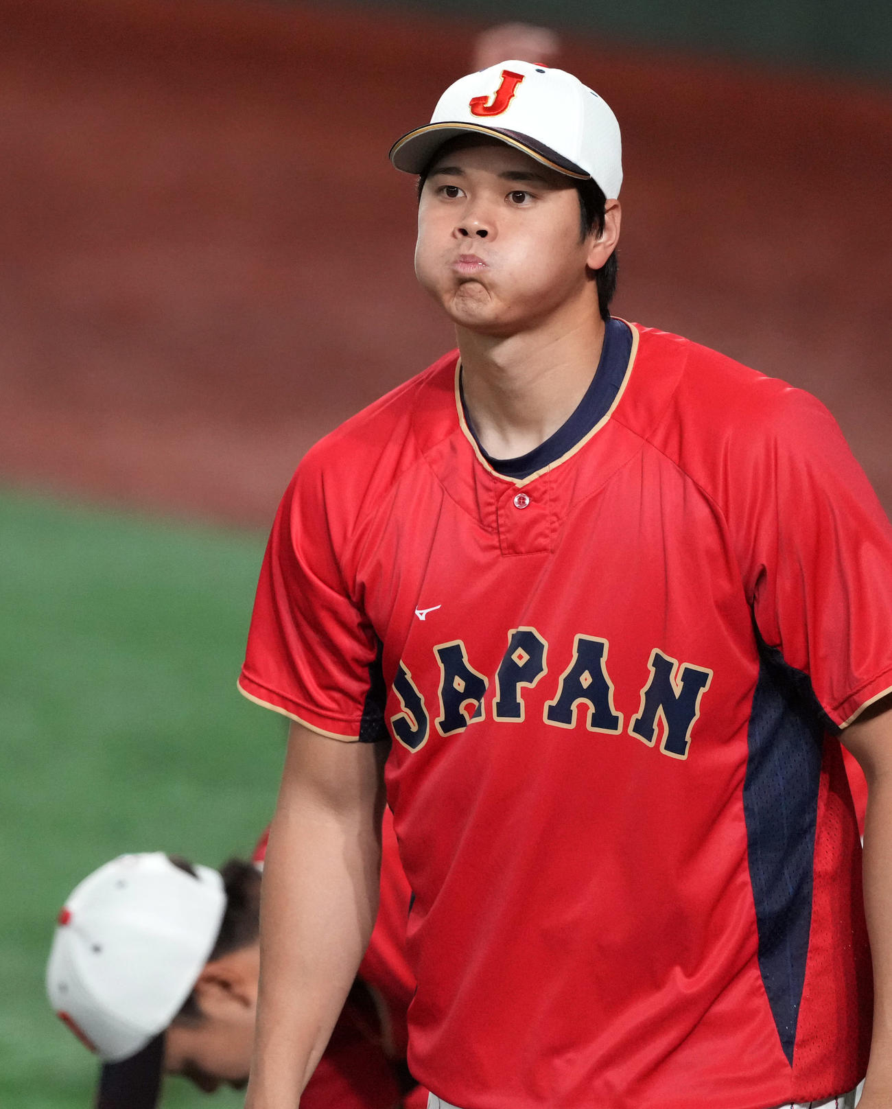 全体練習で気合十分な表情を見せる大谷（撮影・狩俣裕三）