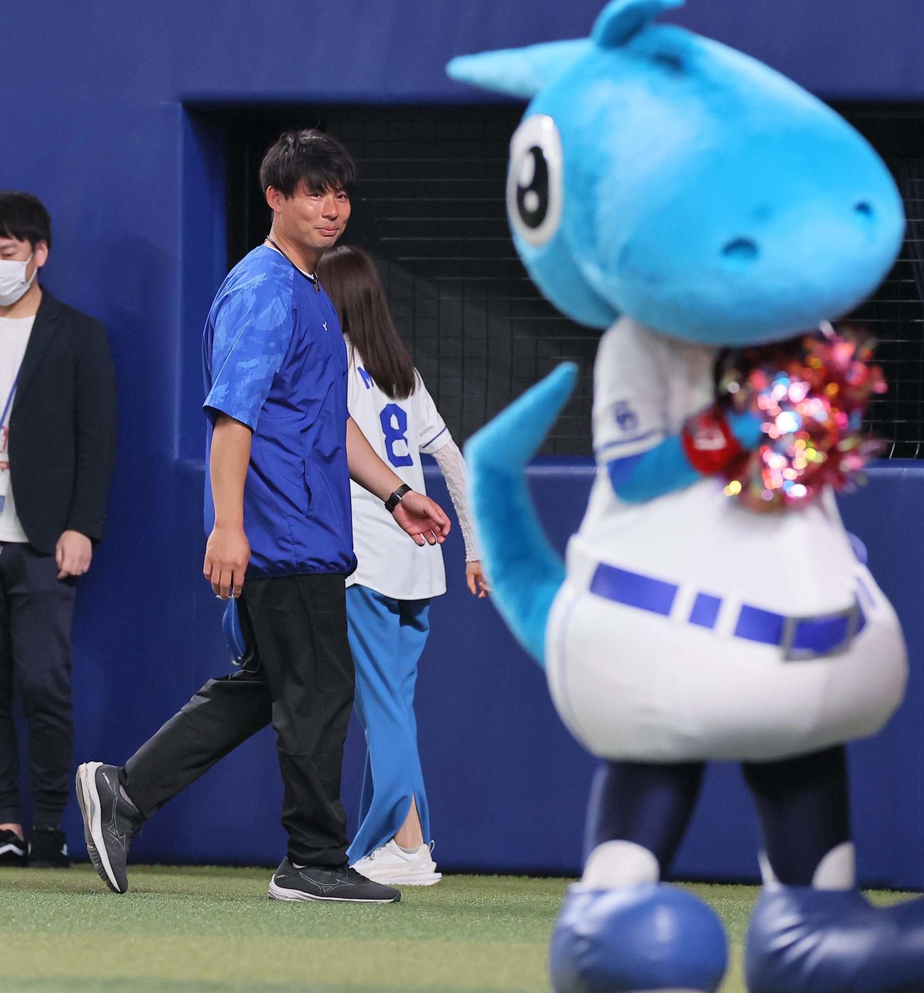 中日球団職員としてチームを支える堂上直の兄でOBの堂上剛裕さん（2023年5月18日撮影）