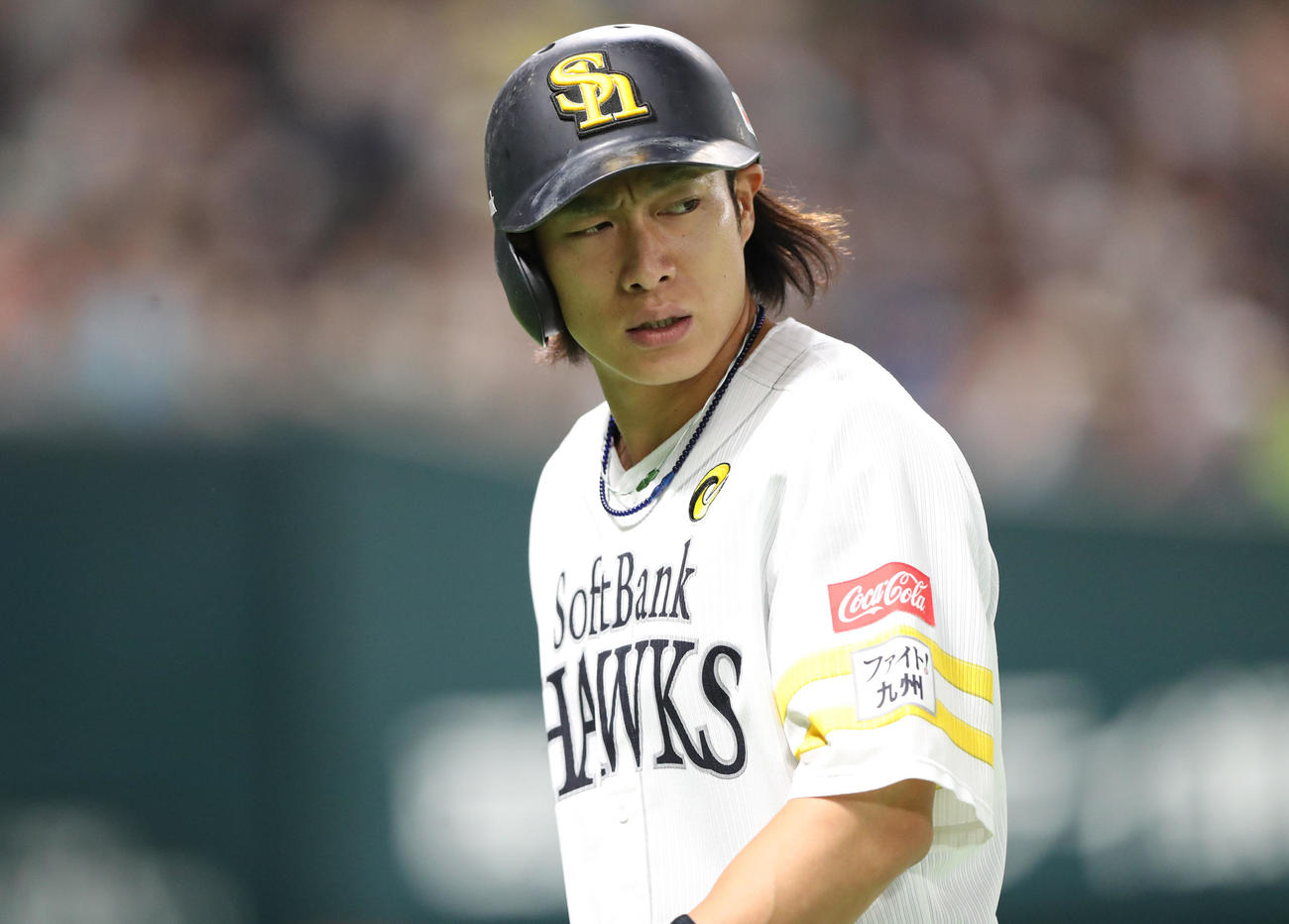 ソフトバンク対日本ハム　8回裏ソフトバンク2死一塁、柳田は中飛に終わる（撮影・梅根麻紀）