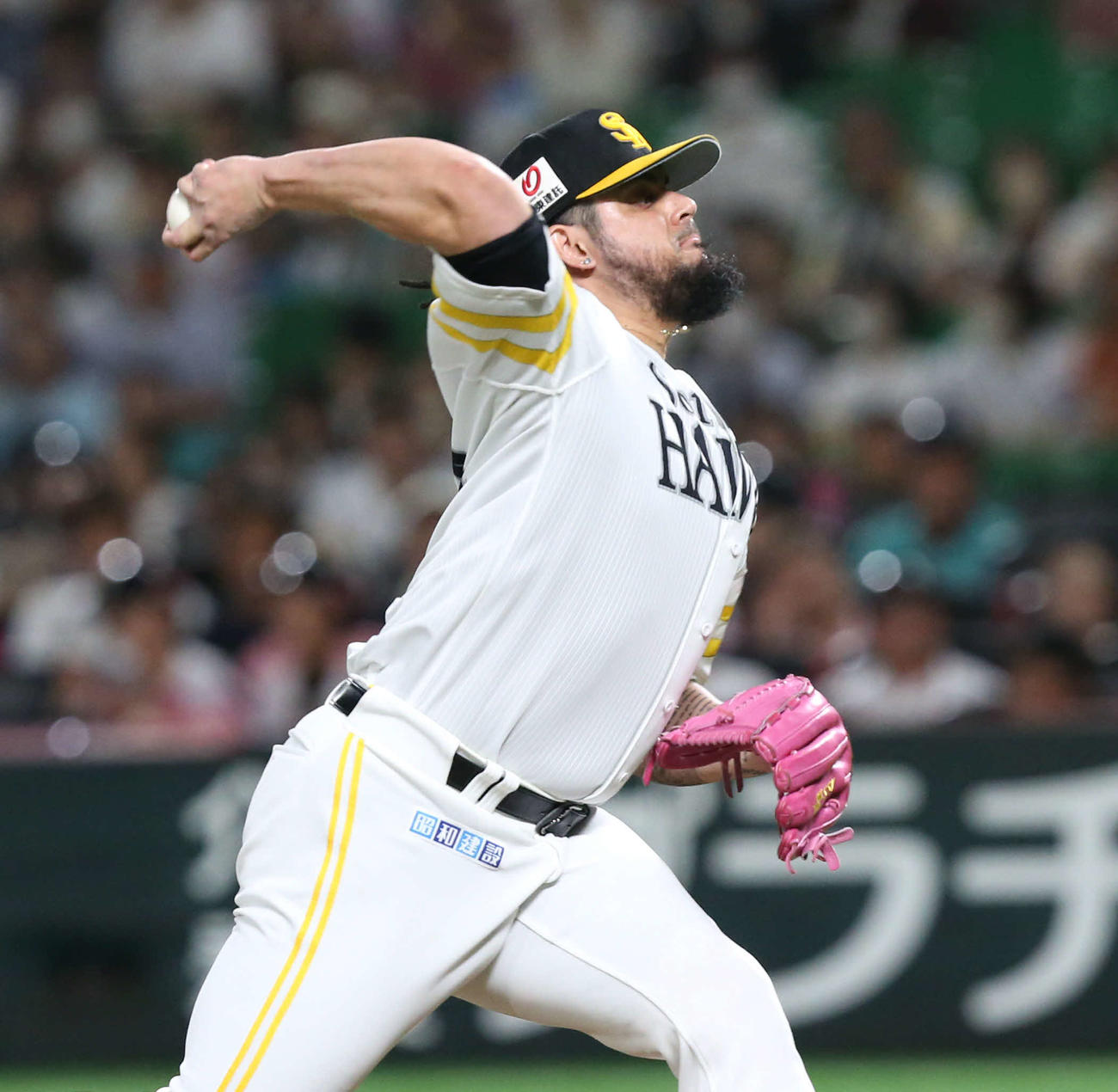 ソフトバンク対オリックス　9回にソフトバンク3番手として登板したオスナ（撮影・冨田成美）