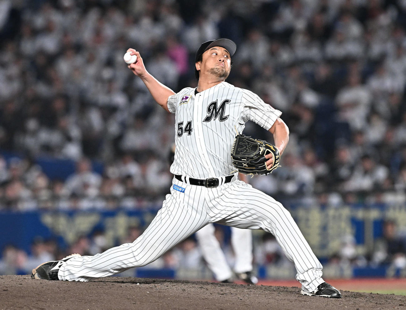 ロッテ沢村拓一（2023年10月14日撮影）