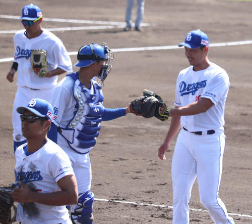 2軍練習試合・阪神戦に登板し、1回無失点に抑えた中日岩崎翔投手（撮影・波部俊之介）