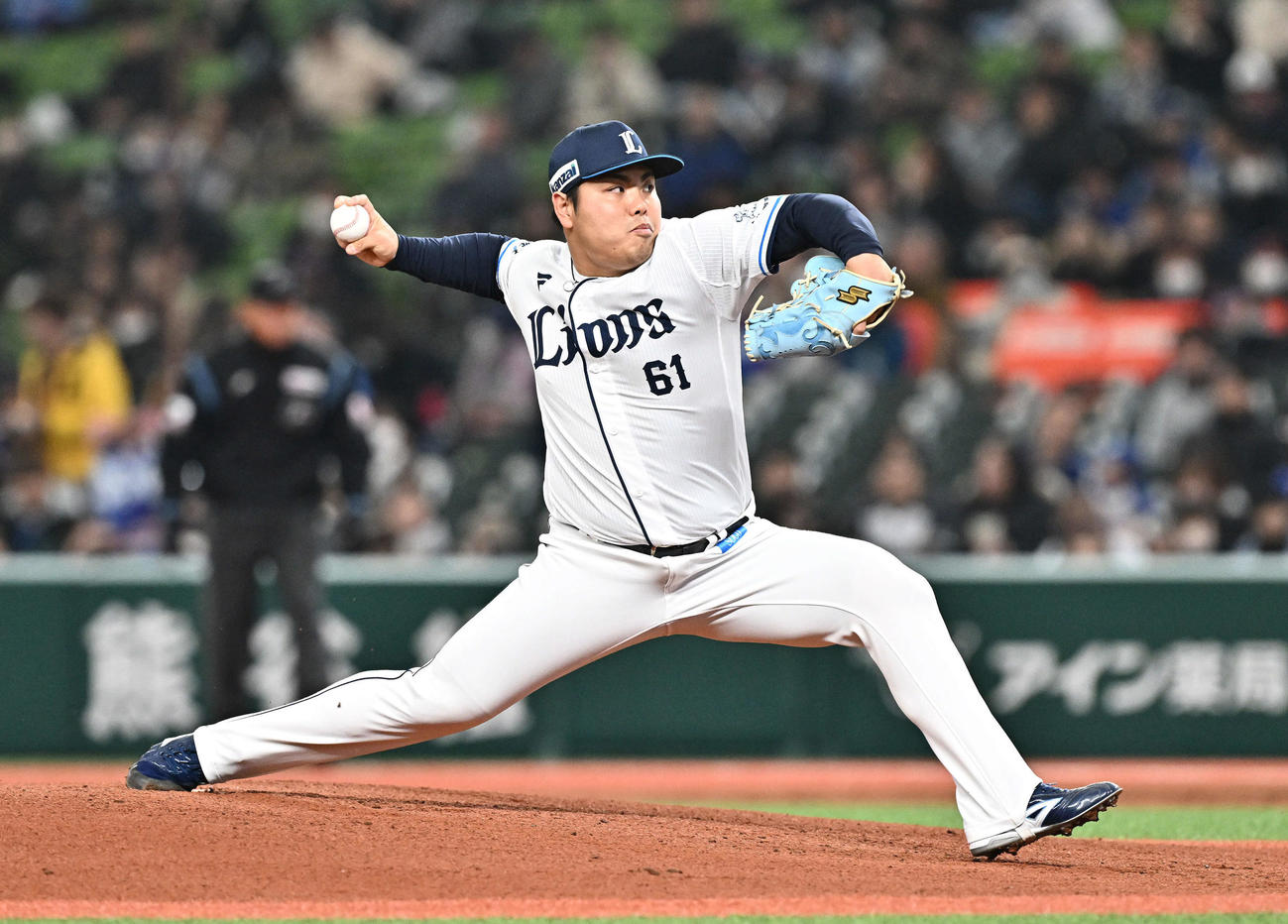 西武対中日　西武先発の平良（撮影・滝沢徹郎）