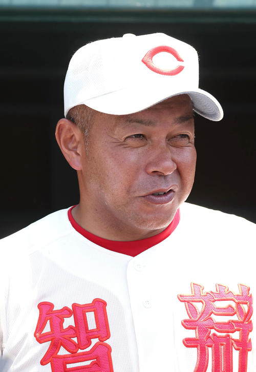 智弁学園・小坂監督