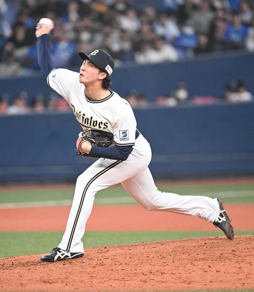 オリックス対DeNA 7回に登板するオリックス片山（撮影・和賀正仁）