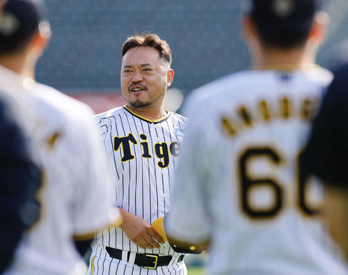 阪神小谷野打撃コーチ（2024年10月27日撮影）