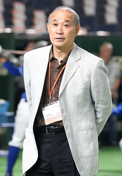 西本聖氏