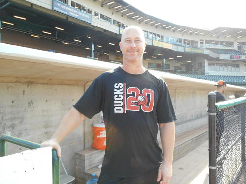 ダックスのコーチ兼外野手で元阪神のルー・フォード（撮影・水次祥子）