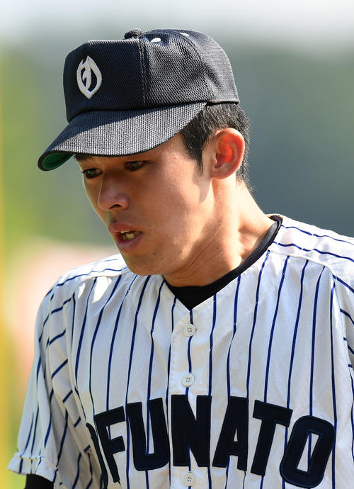花巻東対大船渡　決勝戦で花巻東に敗れ涙を流す大船渡・佐々木（撮影・横山健太）